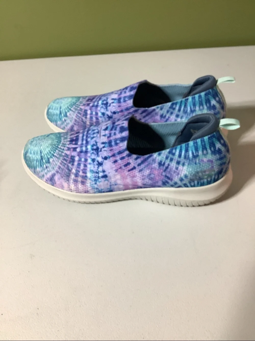 Skechers tie dyed air-cooled memory foam slip ons, size 10
